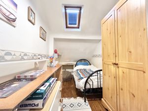 Photo 37- click for photo gallery